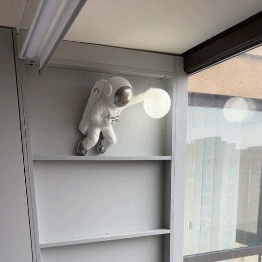 Astronaut Moon-Shaped Glow Wall Sconce